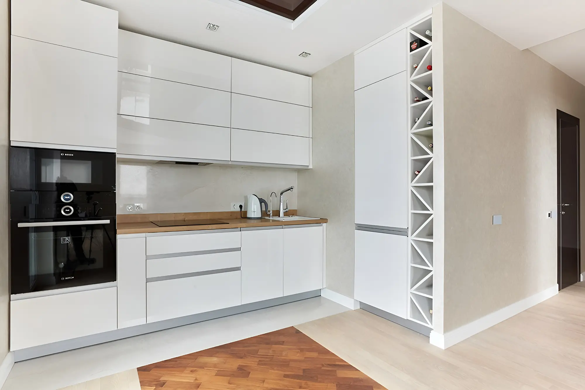 Кухня "Заира", пластик профиль Gola